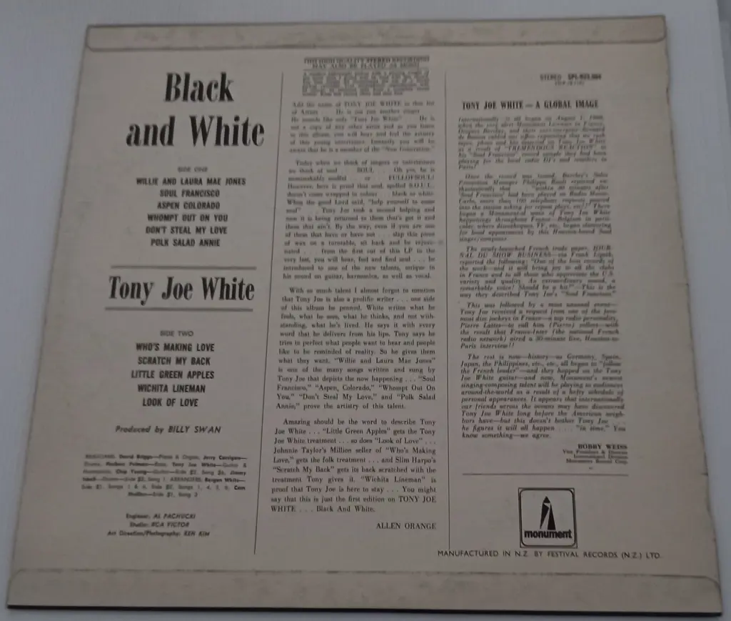 Tony Joe White, Black And White Image 1++